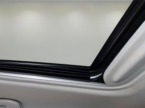 Certified 2019 Toyota RAV4 XLE Premium image 29