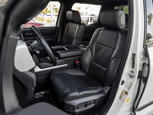 Used 2022 Toyota Tundra Platinum w/ Advanced Package AWD/4WD image 14