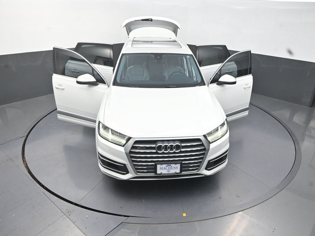 Used 2019 Audi Q7 3.0T Premium Plus AWD/4WD image 33