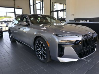 New 2026 BMW 750e xDrive w/ Executive Package