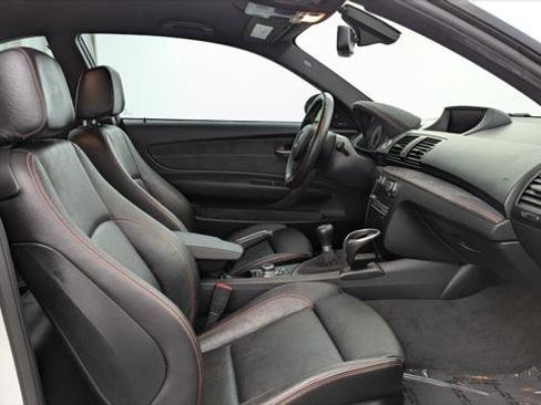 Used 2011 BMW 1 Series M RWD image 21