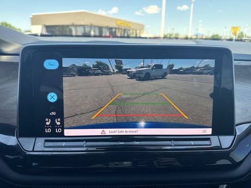 Used 2026 Volkswagen Atlas SE AWD/4WD image 17