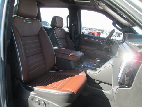 Used 2025 GMC Sierra 1500 Denali Ultimate image 26