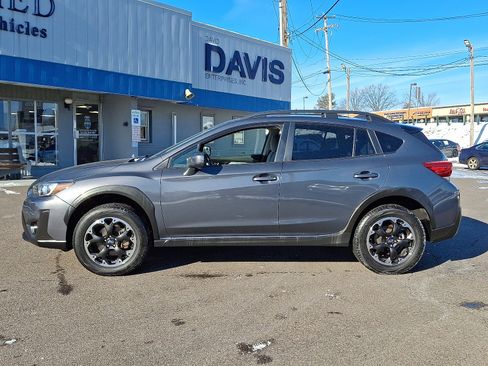 Used 2023 Subaru Crosstrek 2.0i Premium w/ Popular Package #3 image 7