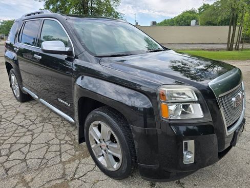 Used 2013 GMC Terrain Denali w/ LPO, Protection Package FWD image 3