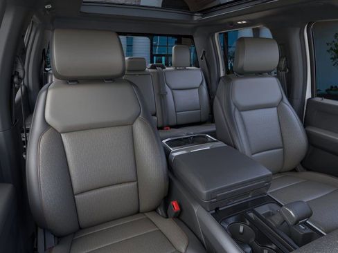 New 2025 Ford F150 Lariat w/ Equipment Group 502A High image 10