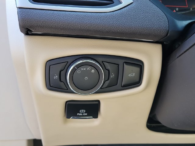Used 2019 Lincoln MKZ Premiere FWD image 24