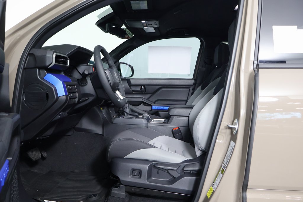 Used 2026 Toyota Tacoma SR5 w/ SR5 Upgrade Package RWD image 9