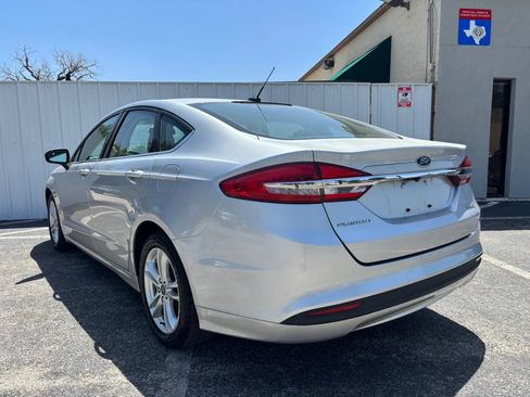 Used 2018 Ford Fusion S FWD image 3