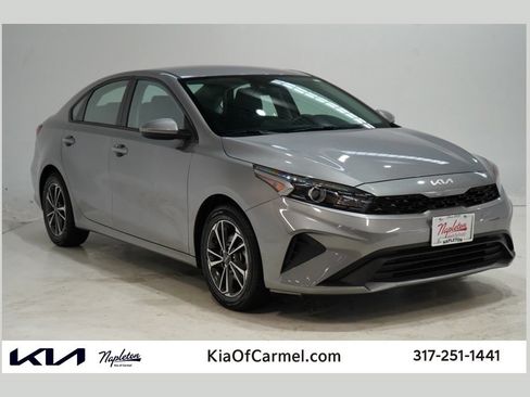 Used 2024 Kia Forte LXS FWD image 1