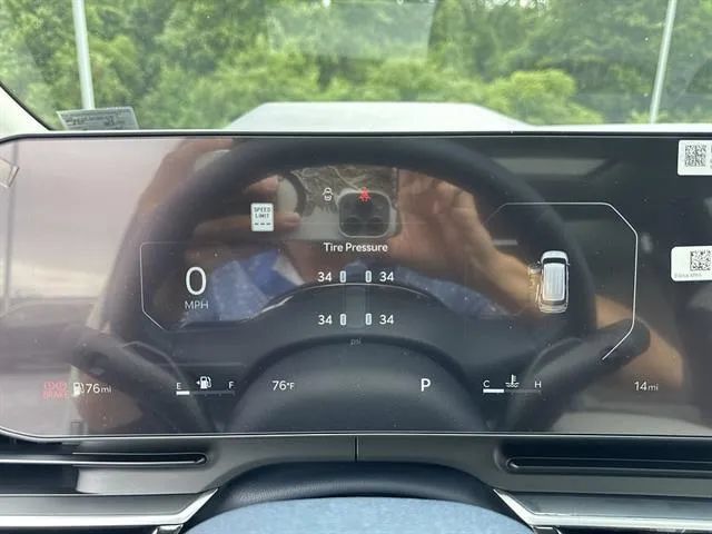 New 2026 Kia Carnival SX Prestige FWD image 10