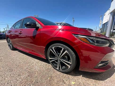 Used 2022 Nissan Sentra SR w/ SR Premium Package FWD image 1