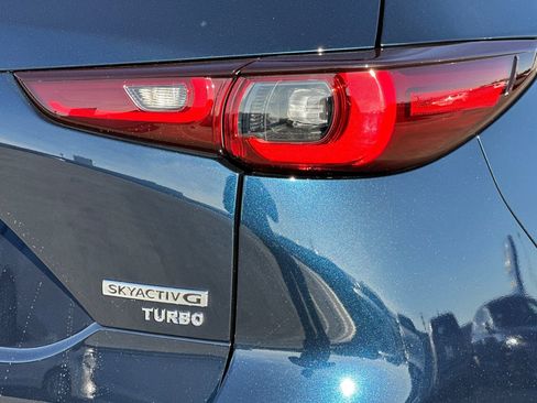 New 2025 MAZDA CX-5 Signature image 31