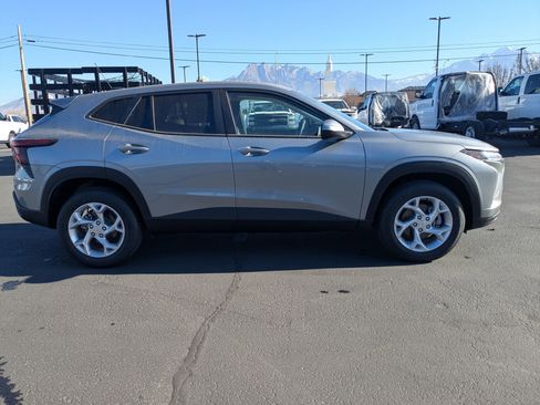 New 2026 Chevrolet Trax LS w/ LS Convenience Package image 6