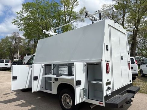 New 2024 Chevrolet Express 3500 w/ Power Convenience Package RWD image 2