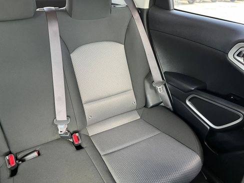 Used 2025 Kia Soul LX w/ LX Technology Package image 33