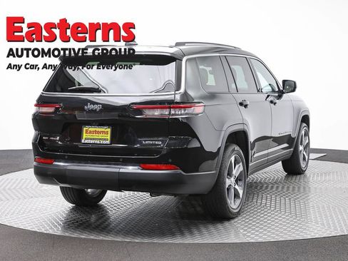 Used 2023 Jeep Grand Cherokee L Limited AWD/4WD image 5