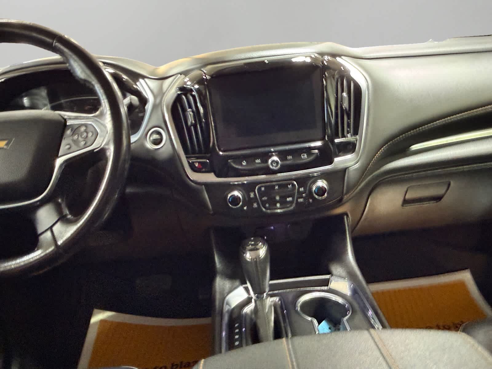 Used 2020 Chevrolet Traverse LT AWD/4WD image 11