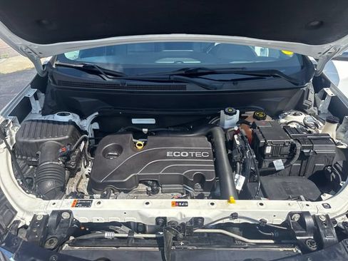 Used 2018 Chevrolet Equinox Premier AWD/4WD image 21