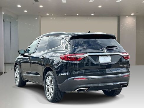 Used 2019 Buick Enclave Avenir w/ Avenir Technology Package AWD/4WD image 3