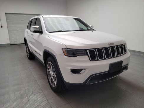 Used 2020 Jeep Grand Cherokee Limited w/ Trailer Tow Group IV image 14