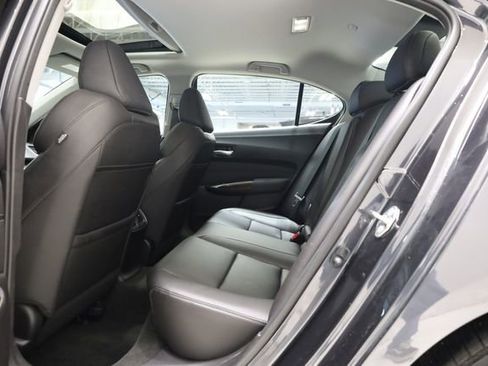 Used 2016 Acura TLX image 28