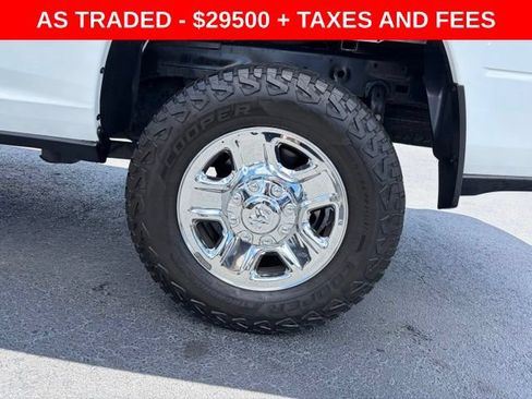 Used 2022 RAM 2500 Tradesman w/ Chrome Appearance Group AWD/4WD image 10