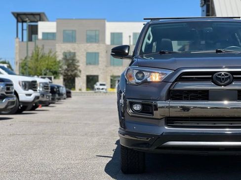 Used 2021 Toyota 4Runner Nightshade AWD/4WD image 12
