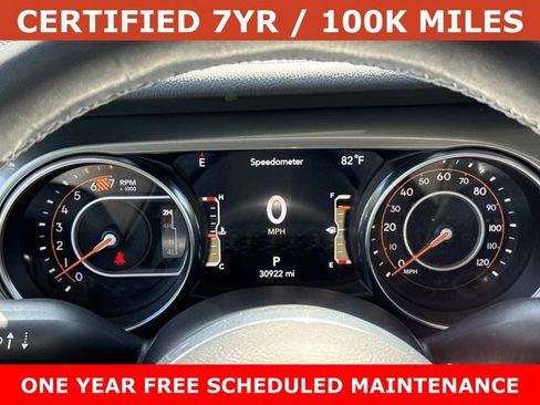 Used 2023 Jeep Wrangler Unlimited Sahara AWD/4WD image 27