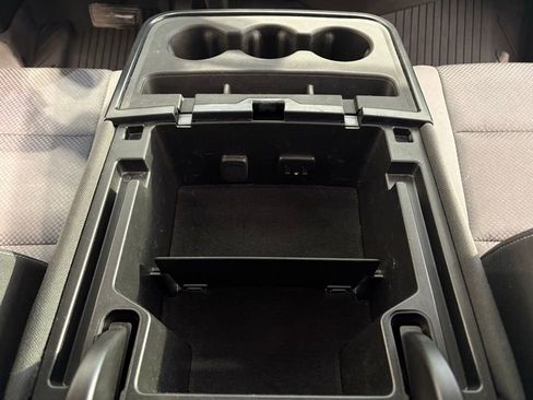 Used 2019 Chevrolet Silverado 1500 LT w/ All Star Edition image 31