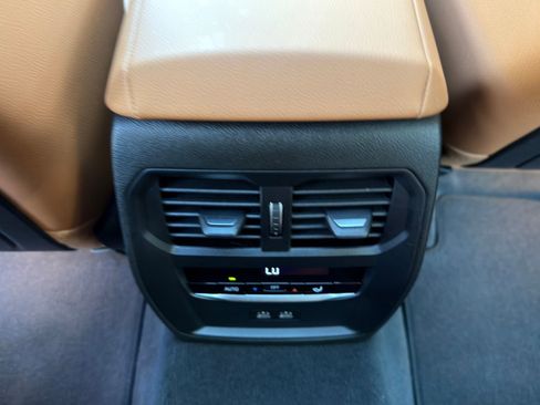 Certified 2023 BMW 330i Sedan w/ Premium Package image 16