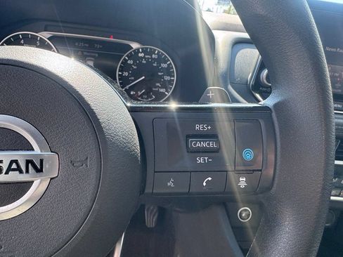 Used 2021 Nissan Rogue SV AWD/4WD image 18