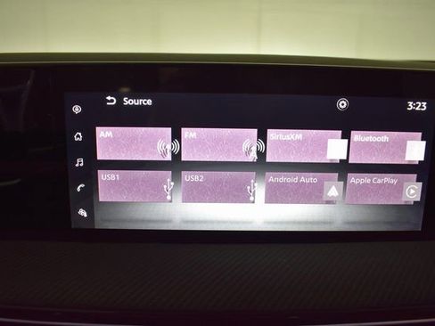 Certified 2025 Nissan Kicks SR image 19