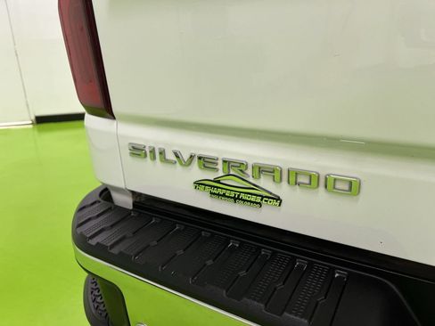 Used 2023 Chevrolet Silverado 1500 LTZ w/ LTZ Convenience Package II AWD/4WD image 12