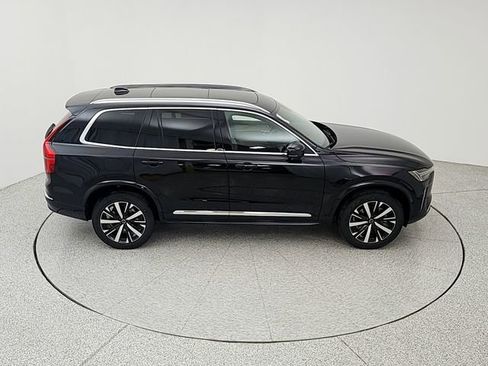 New 2026 Volvo XC90 B5 Core image 16