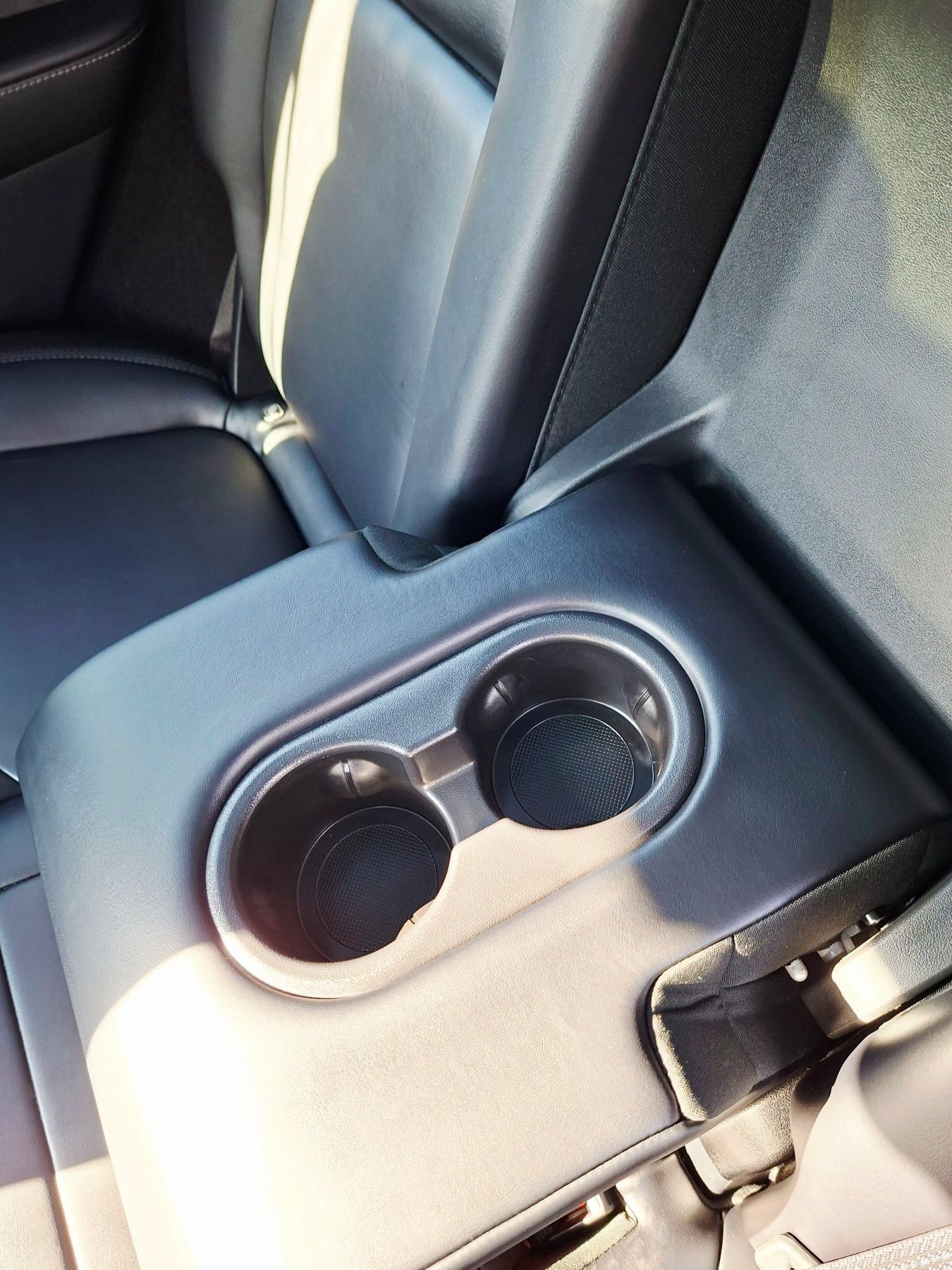 Used 2024 Tesla Model Y Long Range RWD image 11