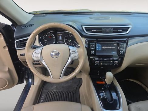 Used 2015 Nissan Rogue SL FWD image 10