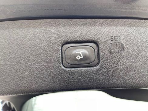 Used 2023 Ford Edge SEL w/ Convenience Package image 30