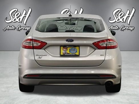 Used 2014 Ford Fusion SE FWD image 19