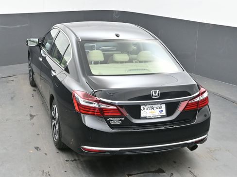 Used 2016 Honda Accord EX-L image 35