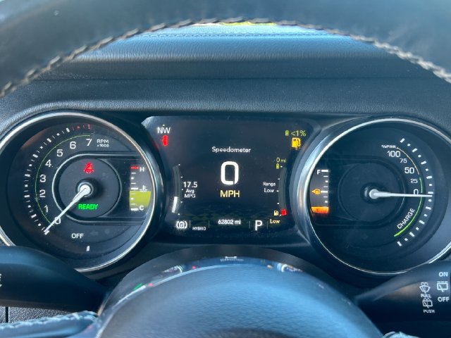 Used 2023 Jeep Wrangler Unlimited Sahara w/ Cold Weather Group AWD/4WD image 23