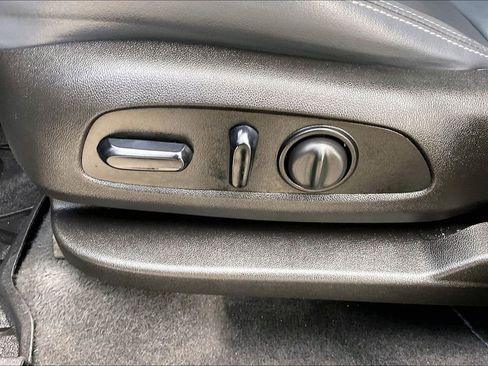 Used 2018 Buick Enclave Essence w/ Trailering Package image 26