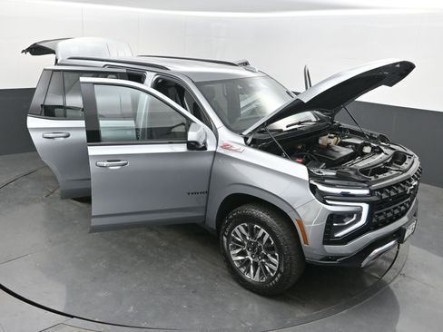 Certified 2025 Chevrolet Tahoe Z71 image 40