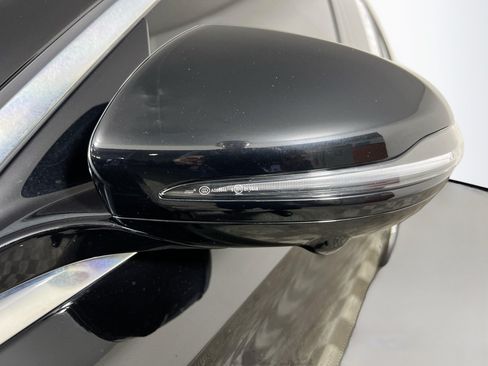 Used 2019 Mercedes-Benz E 300 image 13