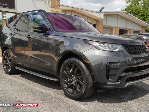 Used 2020 Land Rover Discovery Landmark AWD/4WD image 9