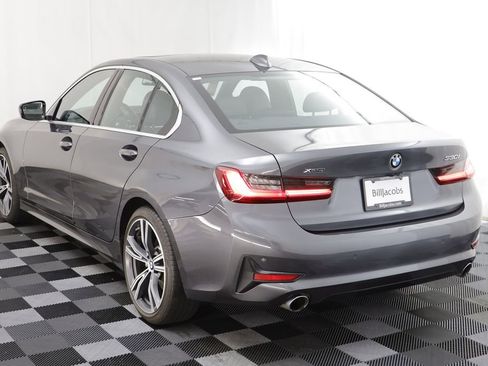 Used 2019 BMW 330i xDrive Sedan w/ Premium Package image 17