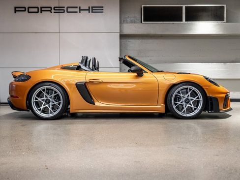 Certified 2025 Porsche 718 Boxster Spyder RS image 9