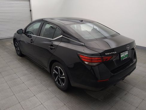 Used 2024 Nissan Sentra SV FWD image 5