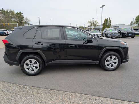 Used 2024 Toyota RAV4 LE AWD/4WD image 6