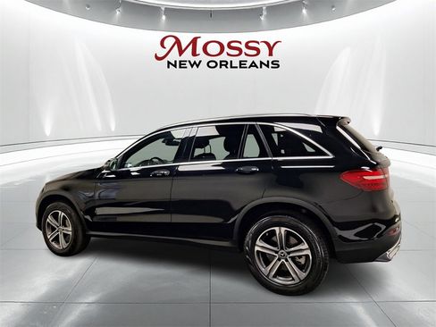 Used 2019 Mercedes-Benz GLC 350e 4MATIC image 5